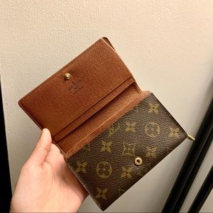 Authentic Louis Vuitton monogram bifold wallet